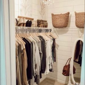 Meet your Posher, Ella